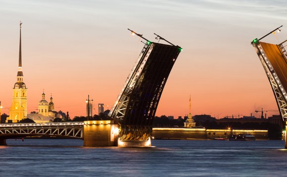 гид по Санкт-Петербургу и