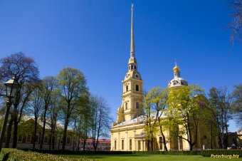 Петропавловская крепость в Санкт-петербурге