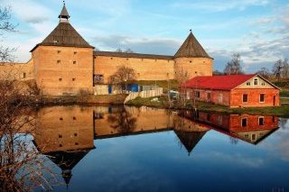 пригороды петербурга, Военно-исторические места Ленобласти