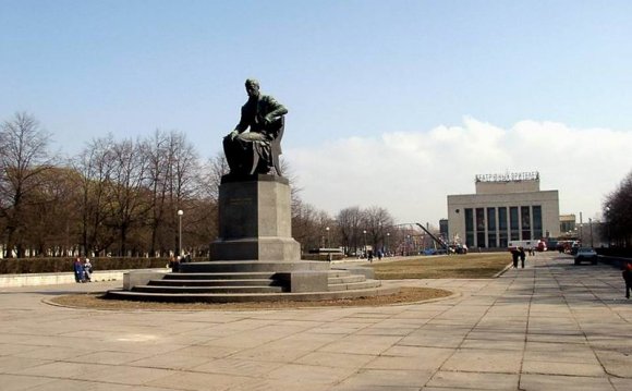 Санкт Петербург Памятники
