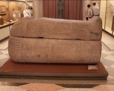 В Египетских залах Эрмитажа